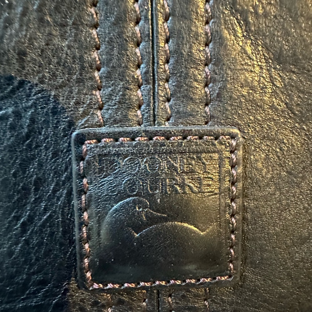 Purse - Picture 2 of 2